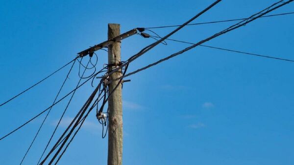 Hombre muere electrocutado al intentar restablecer una conexión en su chacra