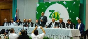 Presidente de CCU destaca importancia del productor - Economía - ABC Color