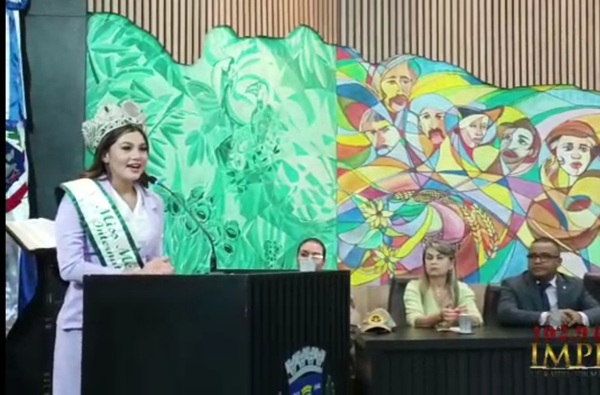 Actual Miss Mesoamérica rindió homenaje por el Día Internacional de la Mujer en tres idiomas - Radio Imperio