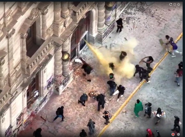El feminismo radical mancha una causa justa con violencia. Evitemos esto en Paraguay