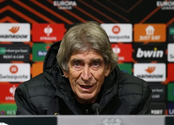 El Betis quiere aprovecharse de un herido Manchester United - Fútbol Internacional - ABC Color