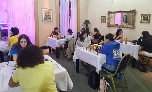 Ajedrez: Liderato parejo en el Zonal 2.5 - Polideportivo - ABC Color