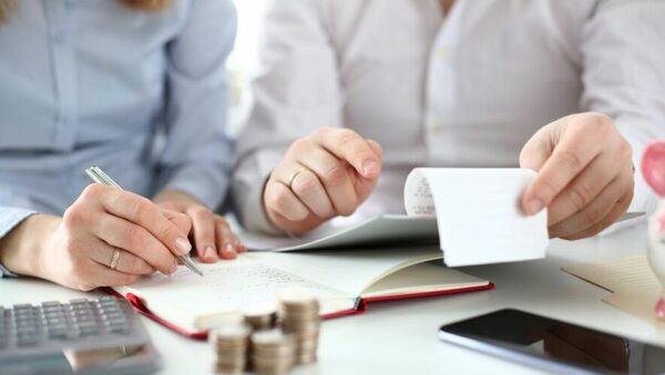 Sube la mora en consumo: Así es como la caída económica y la inflación impactan en la salud financiera de las familias - MarketData