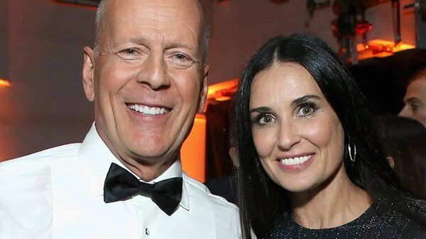 Demi Moore se habría mudado con su exesposo Bruce Willis para cuidarlo tras diagnóstico de demencia