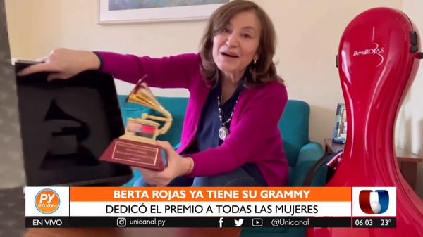 Emotivo mensaje: Berta Rojas dedicó su Latin Grammy a todas las mujeres en su día - Unicanal