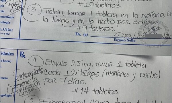 Doctora causó furor por tener linda letra