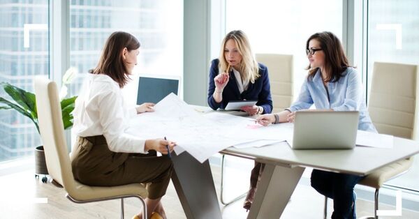 Apenas el 40% de las mujeres latinas tienen un título en carreras CTIM | Economía y Finanzas | 5Días