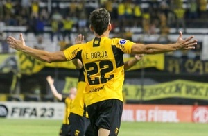 Guaraní supera a Ameliano y avanza en la Sudamericana