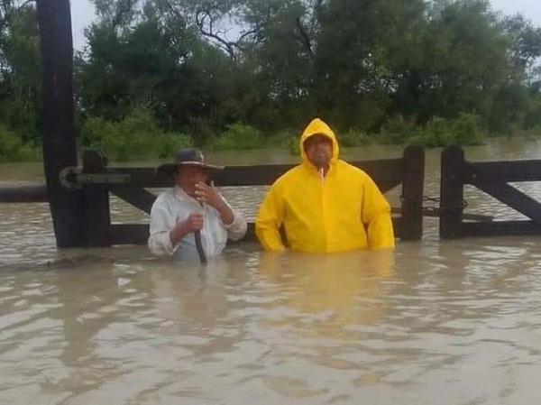 AYUDEMOS AL CHACO!! COMUNIDADES SE ENCUENTRAN AISLADAS POR LAS INUNDACIONES - La Voz del Norte