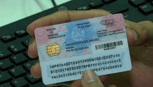 Buscan implementar cédulas y pasaportes con chip - Noticias Paraguay