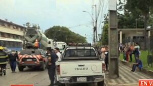 Madre e hija mueren arrolladas por un camión en avenida Sacramento