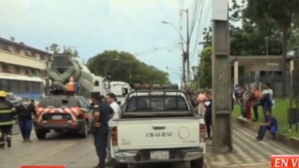 Madre e hija mueren arrolladas por un camión en avenida Sacramento
