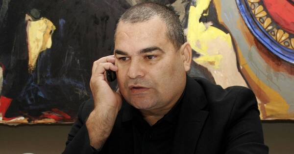 La Nación / Comité “no tiene altura moral” para decidir quiénes participan del debate, cuestiona Chilavert