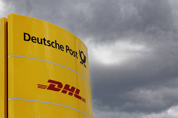Deutsche Post DHL gana 5.359 millones de euros en 2022, un 6,1% más - Revista PLUS