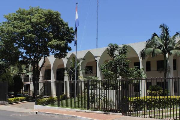 En dos primeros meses del año, Hacienda transfiere un total de G. 138.540 millones a municipios y gobernaciones - Revista PLUS
