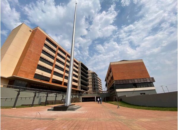 Tribunal condena a un hombre a 2 años y seis meses de cárcel por violencia familiar en CDE - PDS RADIO Y TV