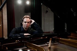 El pianista italiano Massimo Folliero engalanará festejos por los 128 años del Colegio Dante Alighieri