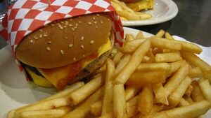 El abuso de comida rápida ya causa más cirrosis que el alcohol