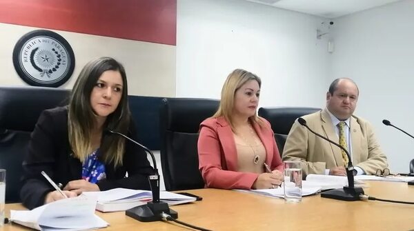 Condenan a tres años de cárcel a concejala de San Juan Bautista - Nacionales - ABC Color