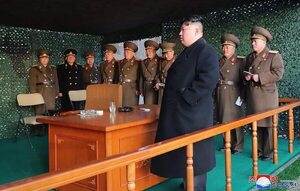 Kim Jong-un asesoró el último lanzamiento de misiles norcoreano - Mundo - ABC Color