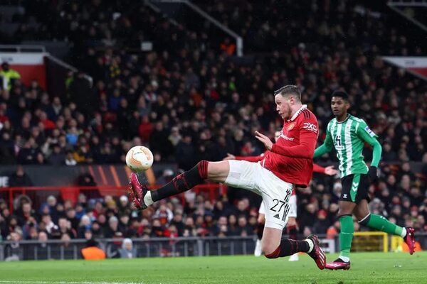 Triunfos de Manchester United, Juventus y Roma - Fútbol Internacional - ABC Color
