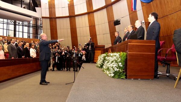 Fiscal general promete no hacer distinciones y salir con dignidad