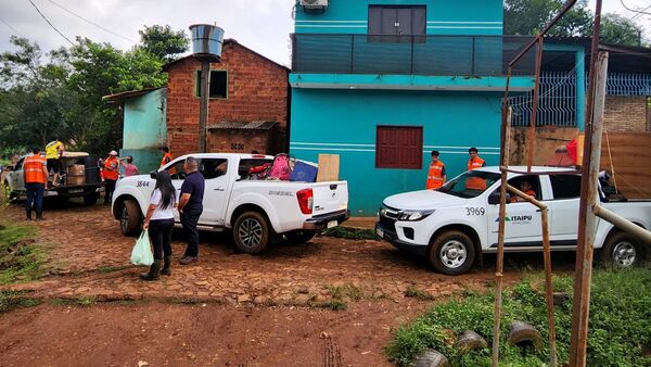 Baja el río Paraná y pobladores se aprestan para el operativo retorno