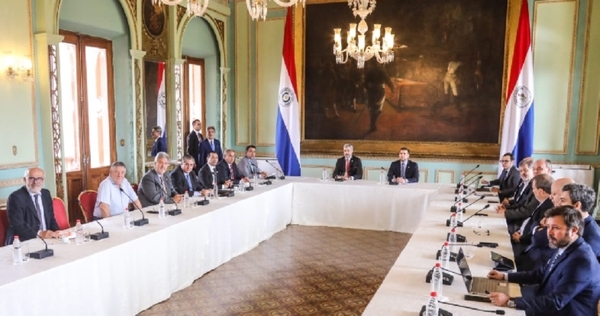 El Ejecutivo analizó con varios gremios la situación económica para los próximos meses