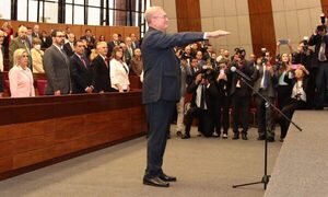 Rolón dispone primeros cambios en el Ministerio Público