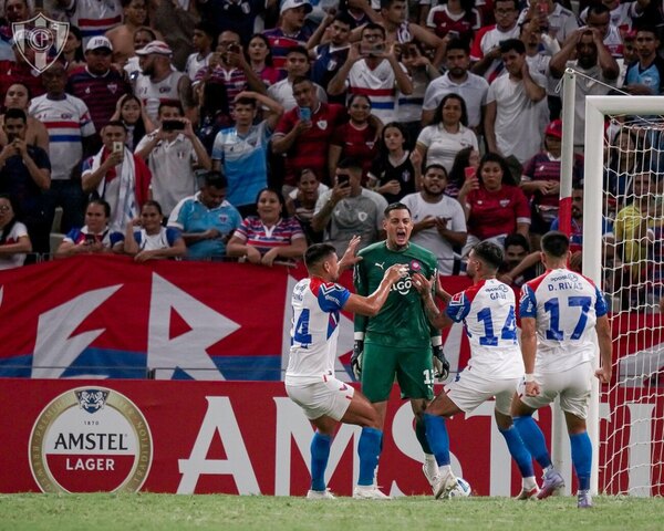 Versus / Cerro Porteño, el único visitante que ganó en la tercera fase de la Copa Libertadores 2023