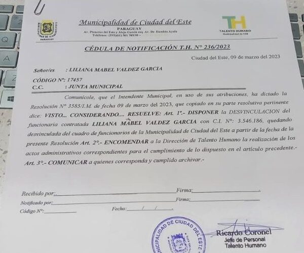 Prieto expulsa a secretarios de concejales colorados tras visita a la Contraloría
