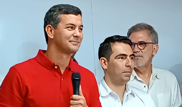 Santi Peña: “Yo no soy candidato de Horacio Cartes, yo soy candidato del Partido Colorado”. - Noticiero Paraguay