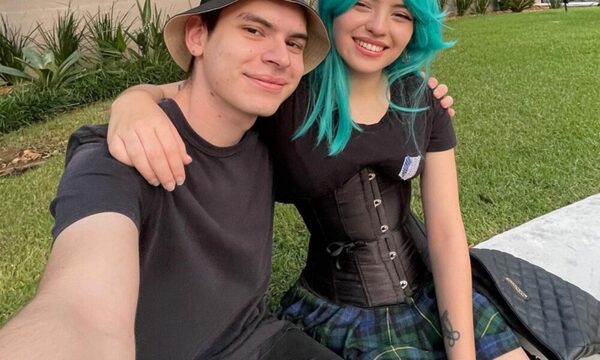 Novio de “Onichan” la defendió de ataques