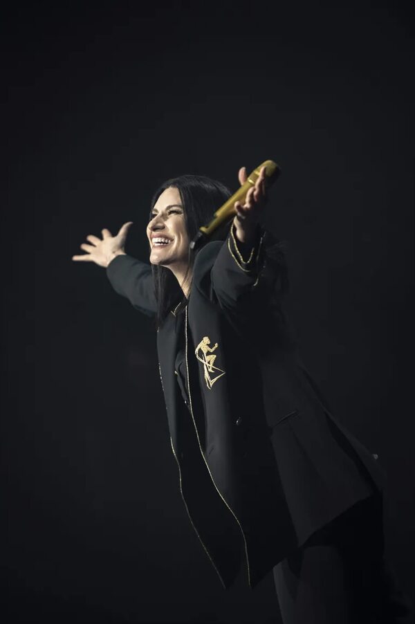 Laura Pausini: “Temí que no me quedara nada nuevo por decir” - Gente - ABC Color