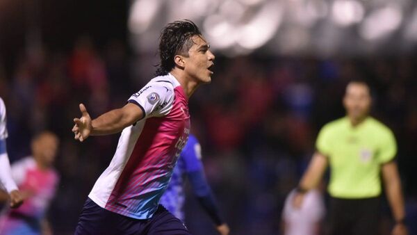 Bolivia convoca a siete 'foráneos' para los amistosos