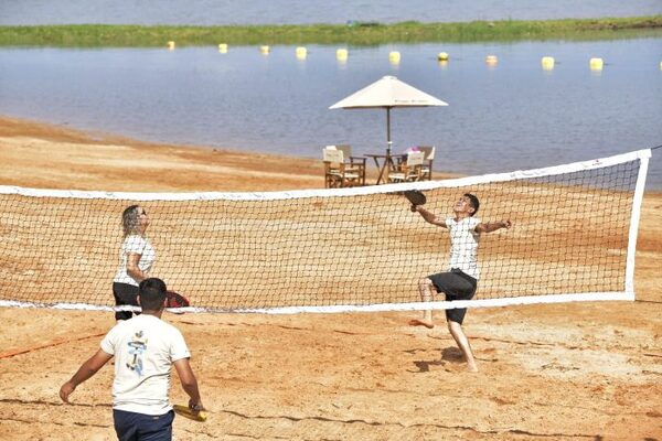 Con espectáculo artístico y feria gastronómica se inaugura hoy la Playa Tacurú Pucú de Hernandarias