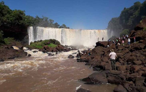 Salto Ñacunday: belleza natural aislada, por falta de asfaltado y poca infraestructura – Prensa 5