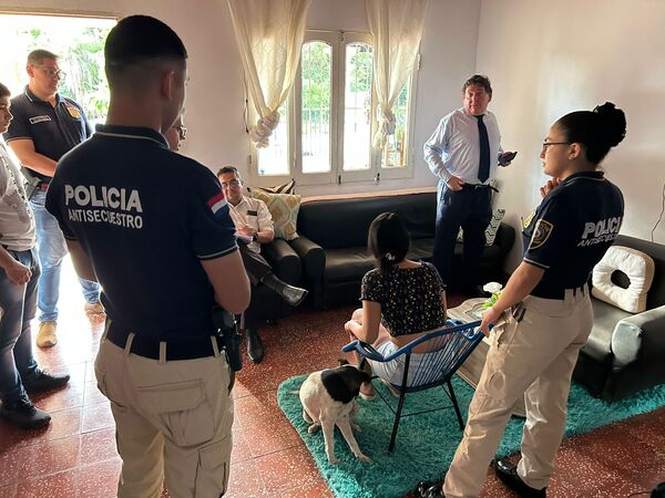 Diario HOY | Imputan por extorsión y piden prisión domiciliaria para “influencer”