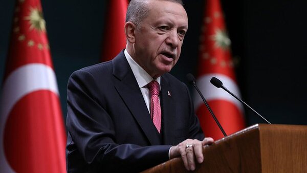 Erdogan anuncia el adelanto de los comicios en medio de las críticas contra su gestión tras el sismo