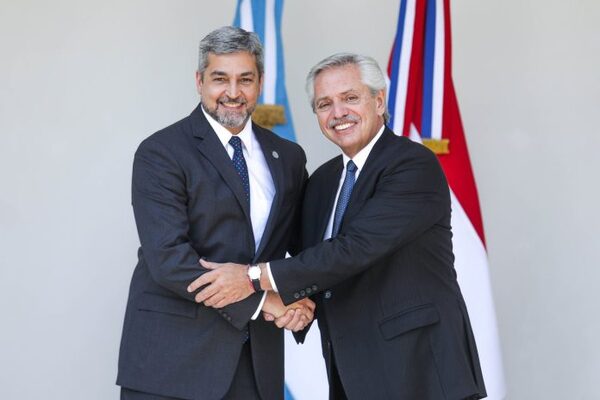 Presidente argentino promete analizar propuesta de Paraguay sobre la hidrovía - ADN Digital