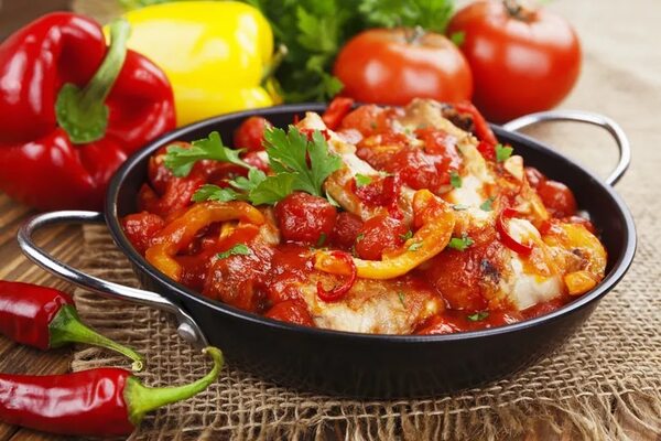 Aprendé a hacer pollo sobre lecho de masa con levadura - Gastronomía - ABC Color