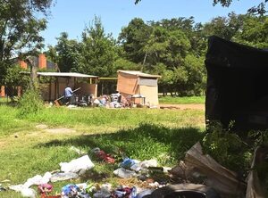 Inundación: Vecinos denuncian a Nenecho por instar a ocupar el Cerro Lambaré - Nacionales - ABC Color