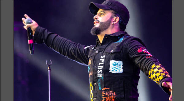 [VIDEO] ¡Iputa la vallenato! Nelson Velásquez llego y saludó a Paraguay