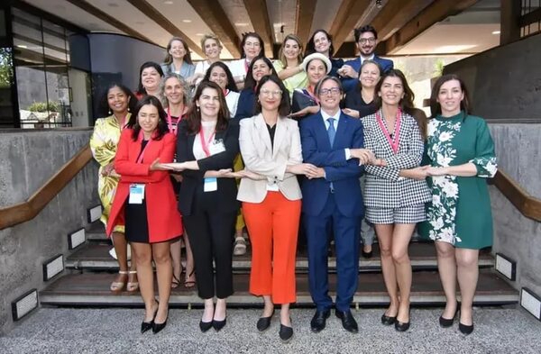 Intendenta representó a Paraguay en encuentro de alcaldesas en Chile - Nacionales - ABC Color