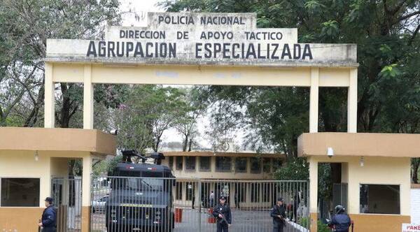 Cachan dineral y compus puretes en celdas de la Agrupación Especializada