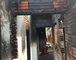 Diario HOY | Llamado solidario: su casa se incendió y perdió todo lo que tenía
