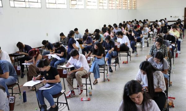 85% de participación en examen para Becas Itaipu