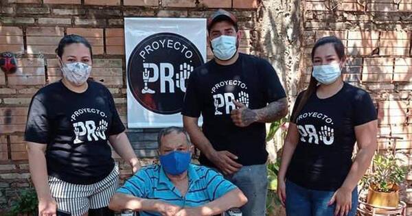 La Nación / Proyecto de prótesis artesanales pide apoyo para ayudar a personas de escasos recursos