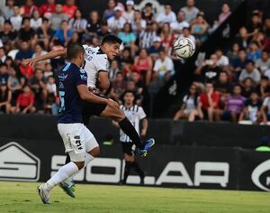 Libertad, afianzado en la cima del Apertura - Fútbol - ABC Color