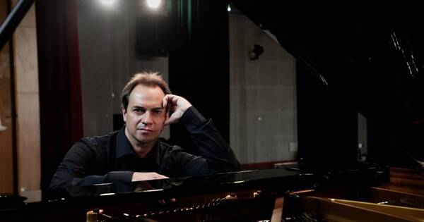 La Nación / Colegio Dante celebra 128años con un recital de piano